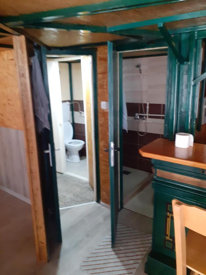 Porodicni Apartman,Viktor Cafee Šabac Zewnętrze zdjęcie